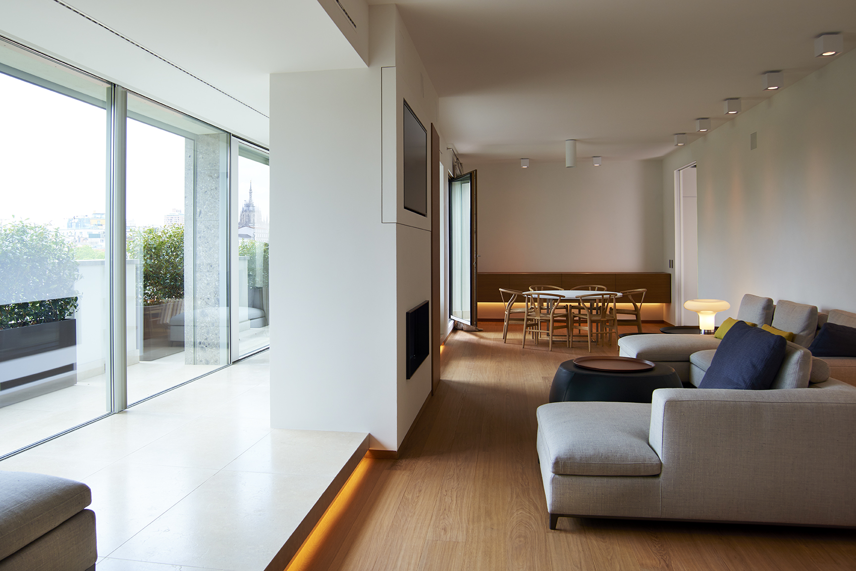 Gorlini Doors & Windows Elevate This Milan Apartment