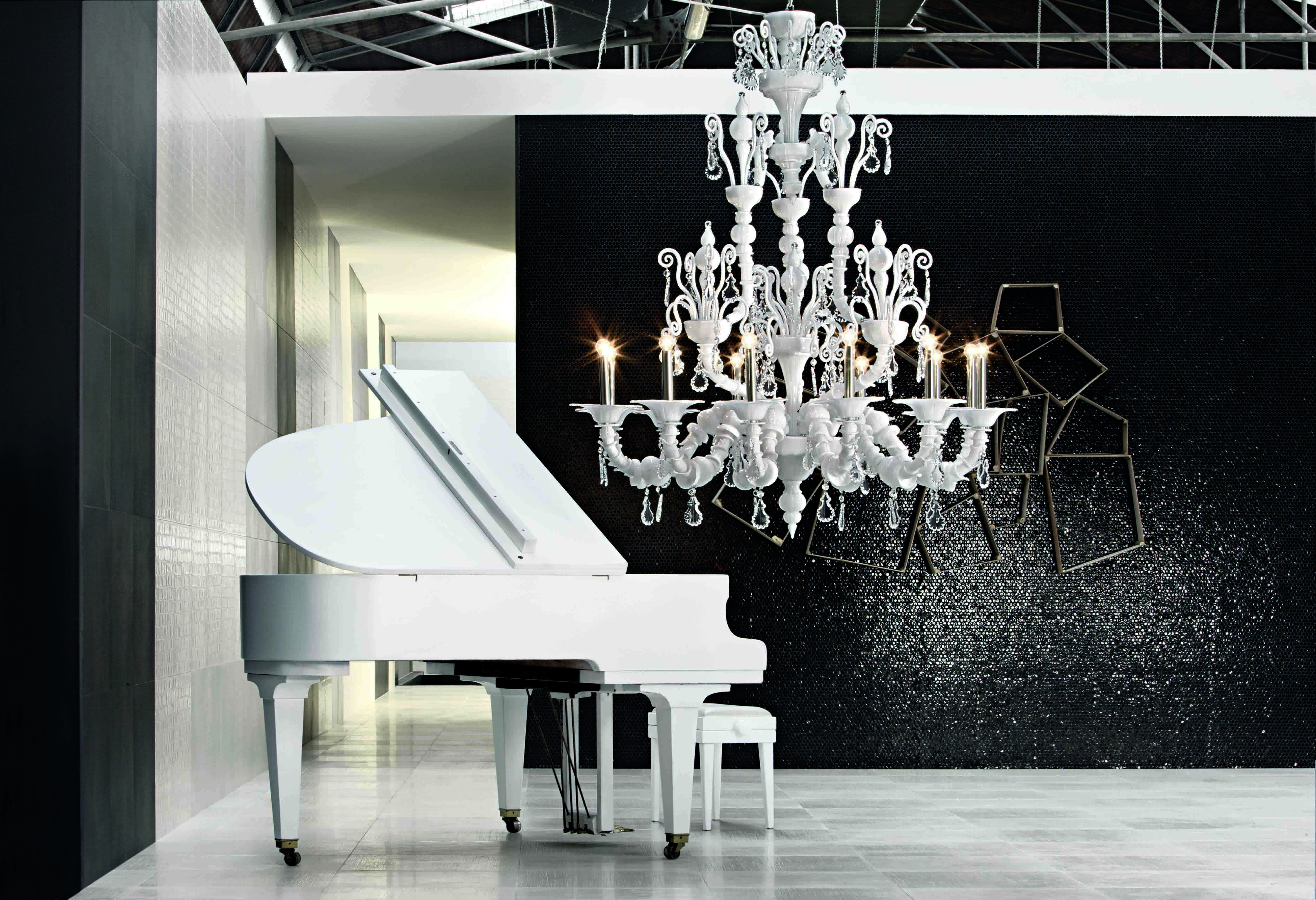Barovier & Toso Available at Emery Studio Unveils The Taif Chandelier