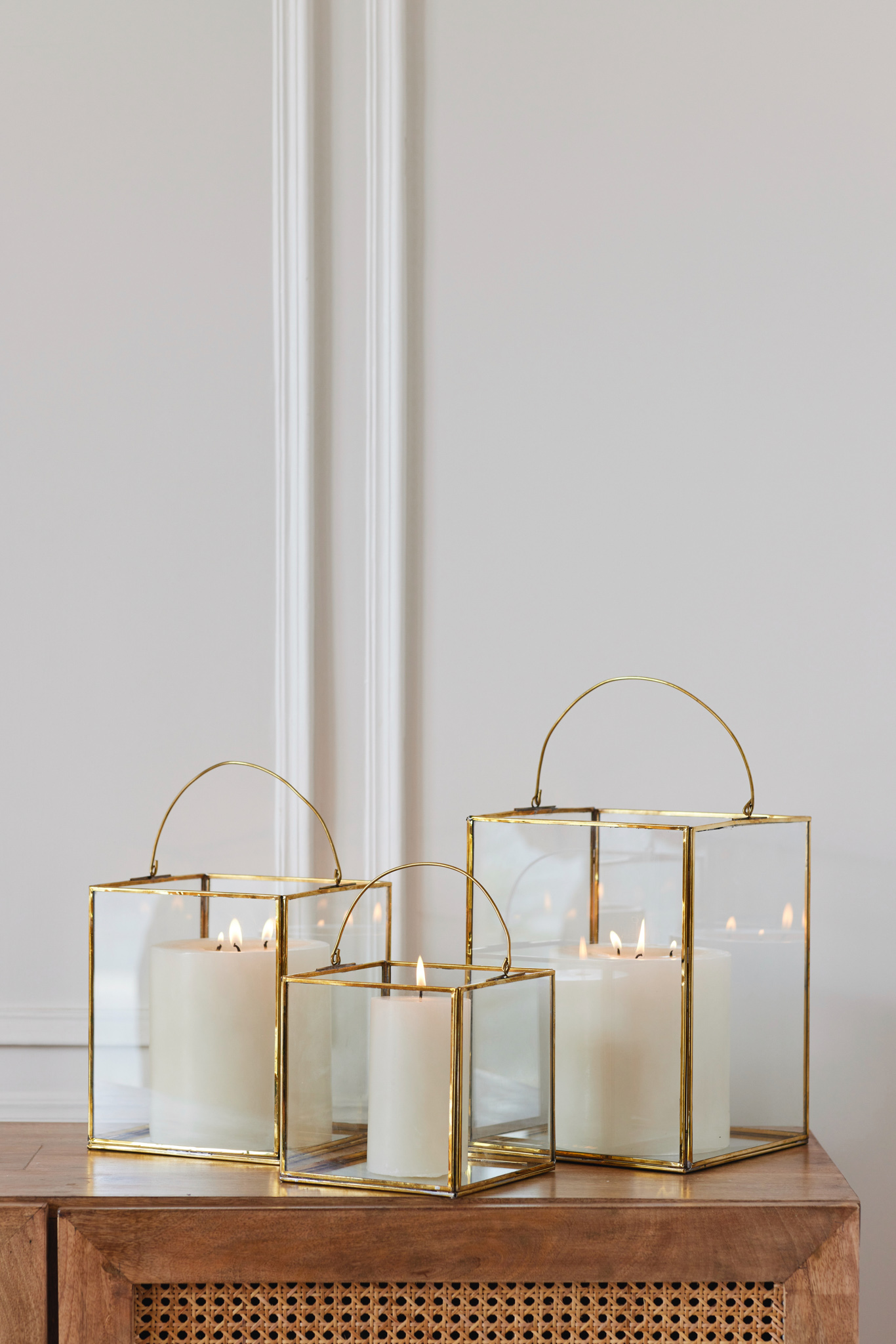 Make way for a balmy and ebullient holiday season with Fleck’s beautiful accent pieces